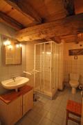 Gite-Lasgorceix-salle-de-bain-suite-cocoon